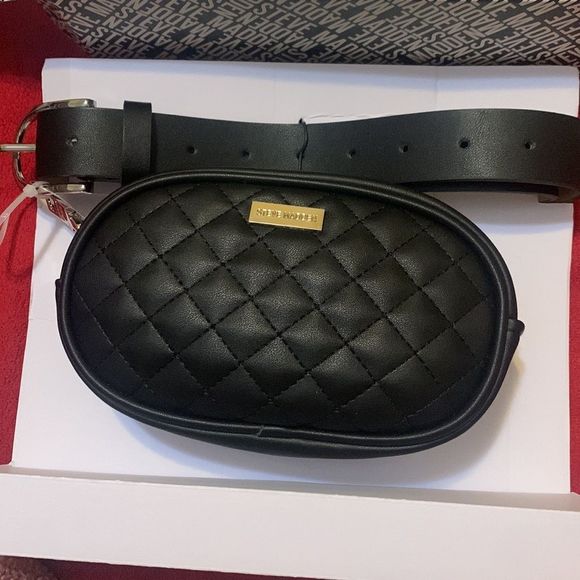 Steve Madden Handbags - NIB STEVE MADDEN Black Quilted Belt Bag